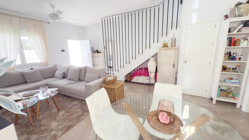 Foto d2d2c8c6-655c-4135-a2e1-4d59da344fb8. Towny house with parking pool in Urbasur Islantilla