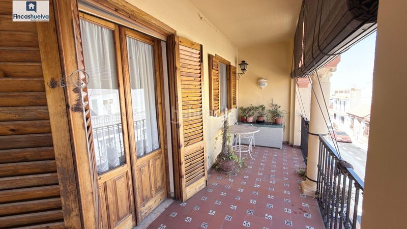 Foto 0d245a3d-b1ea-4807-9cb8-71a47d123822. Casa adossada amb aparcament a Palos de la Frontera
