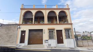 Reihenhaus in Palos de la Frontera. Gran casa en venta en palos de la frontera