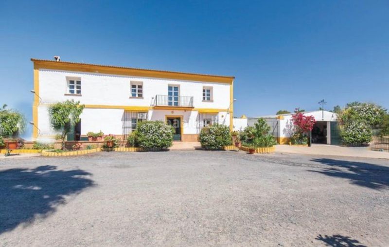 Foto 192a49a8-b151-4f86-9490-8736087ae134. Masia amb aparcament piscina a La Orden Huelva