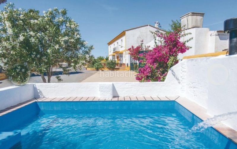 Foto 839a6600-3616-470f-80b7-7730ad056190. Masia amb aparcament piscina a La Orden Huelva