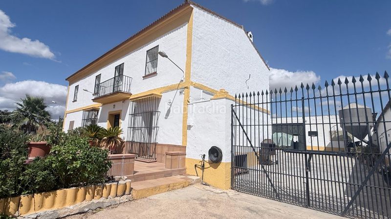Foto b29ab65f-5ee3-4450-8a35-5759bdf09c53. Masia amb aparcament piscina a La Orden Huelva