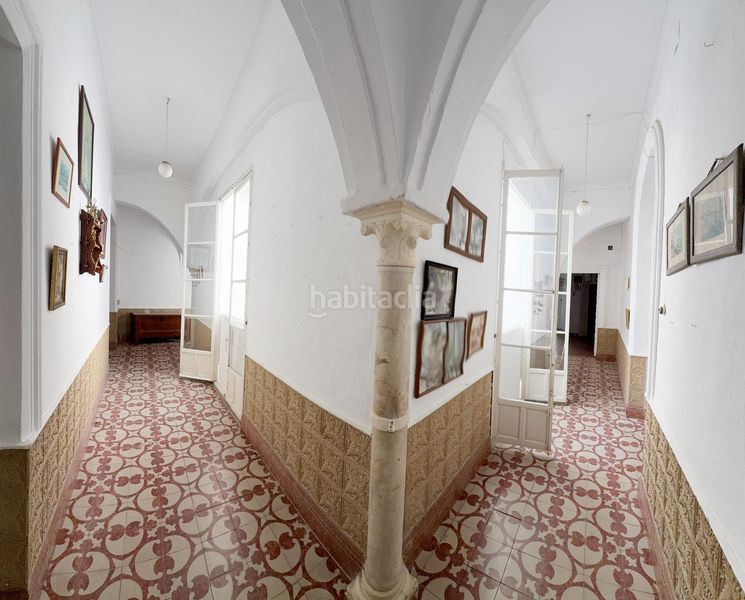 Foto 4a120f74-bf45-4d0c-8a8e-ec09c4f5b439. Casa a Moguer