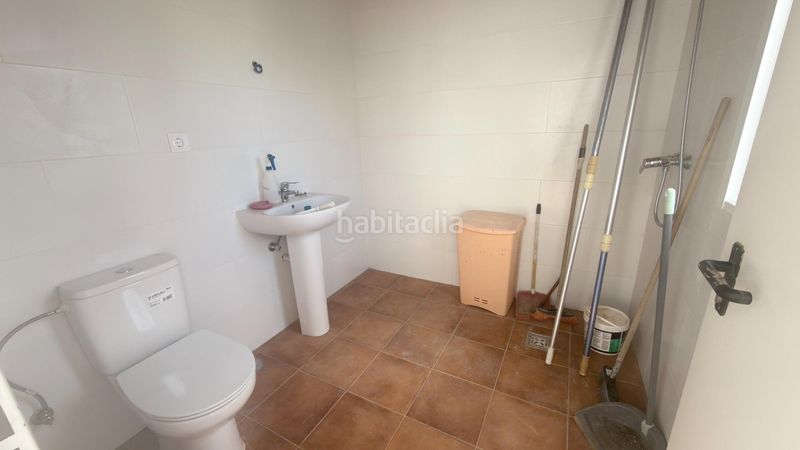 Foto 00c75028-885d-43ce-89ff-41975aa3a653. Casa aparellada amb aparcament piscina a Mazagón