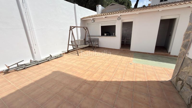 Foto 85a3ec11-01d0-44d8-971c-2851d07eefbb. Casa aparellada amb aparcament piscina a Mazagón
