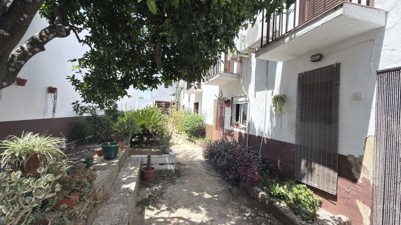 Foto 609622f2-4776-4c67-8925-b2267b60f533. Edifici a Cortegana