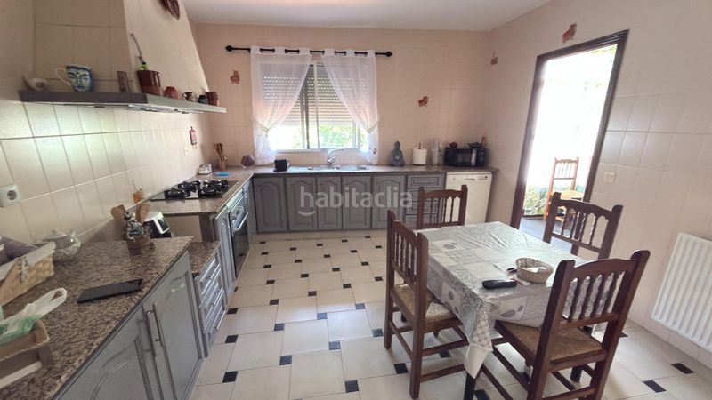 Foto a9103f4c-a0be-4d57-812b-de3b93af2b0d. Edifici a Cortegana