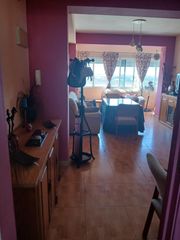 Miete Etagenwohnung in Isla Chica. Piso alquiler