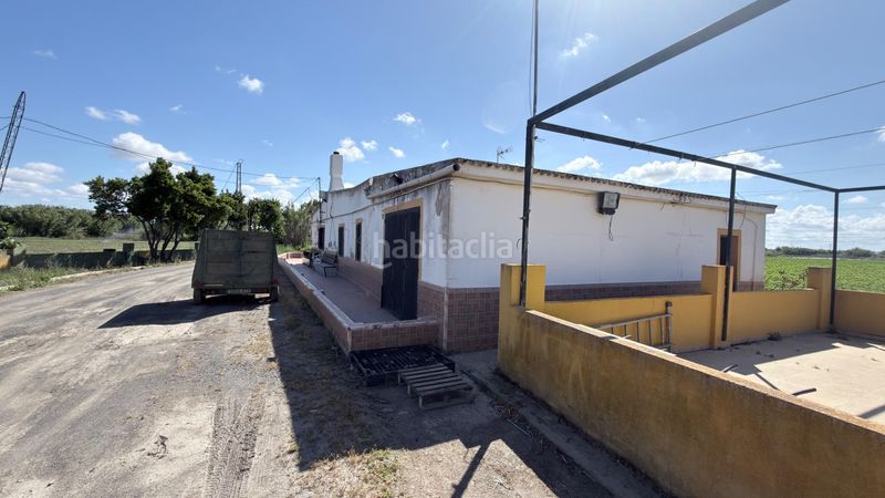 Foto bea0672a-3998-4fba-ac96-ea0c950a251b. Masia a La Orden Huelva