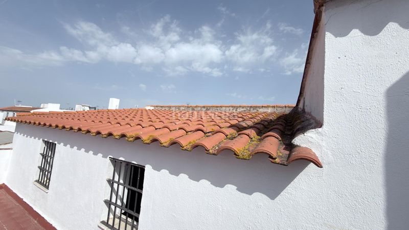 Foto 6a4ee88e-376b-4acb-948b-4a03a7eb3614. Edificio  en construcción en el centro huelva en Lepe