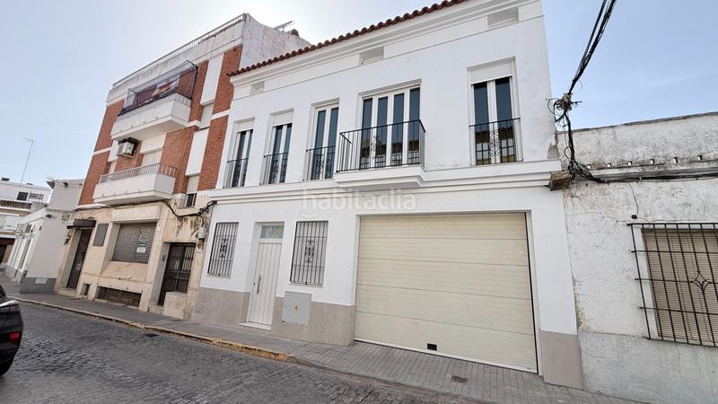Foto 8ce3e8ed-eb38-4dec-9560-c59168f6b040. Edificio  en construcción en el centro huelva en Lepe