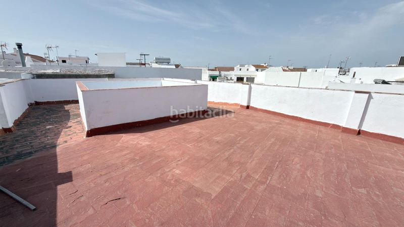 Foto c4ed7f0d-a39b-4474-94d6-6fb0d4289d05. Edificio  en construcción en el centro huelva en Lepe