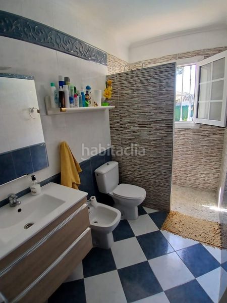 Foto b831f12a-a76c-4563-b3de-5aebc45cbe02. Xalet amb calefacció aparcament piscina a Dehesa - Monacilla Aljaraque