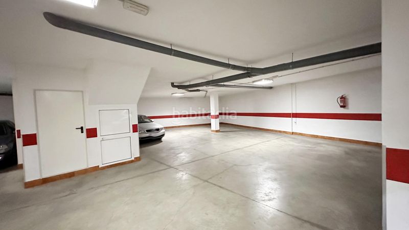 Foto f8cca73c-d174-4455-860d-0030e05a879d. Edifici a Bollullos Par del Condado
