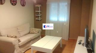 Miete Etagenwohnung in La Calzada - La Florida