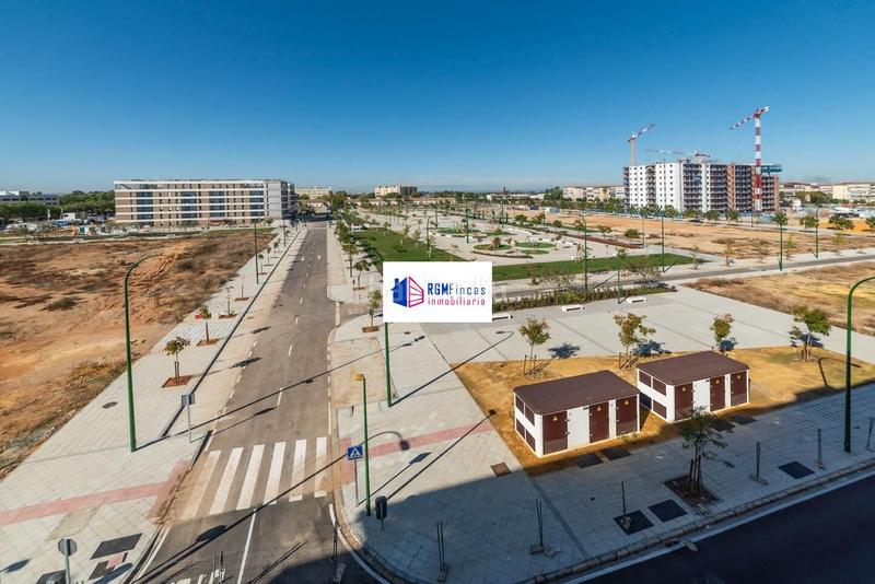 Foto b5e7f820-1c9d-4ceb-9349-69d3d8adcd2c. Appartamento con riscaldamento parcheggio piscina in Sevilla