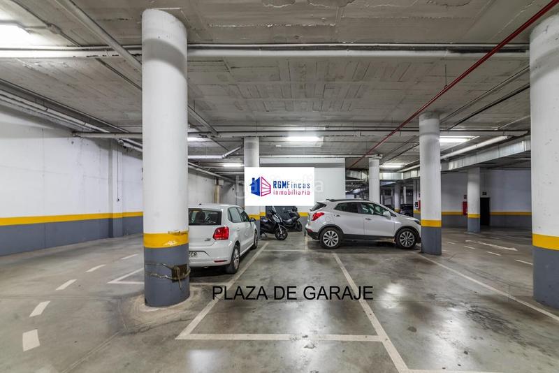 Foto 4771358c-db5b-48fb-87ff-175420d85cba. Etagenwohnung mit heizung parking pool in Parque Alcosa Sevilla