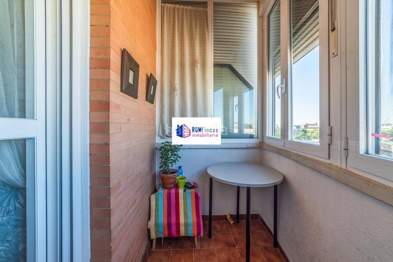 Foto 95445645-2b54-49c5-90d7-9ecd2365a445. Etagenwohnung mit heizung parking pool in Parque Alcosa Sevilla