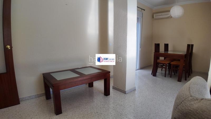 Foto 976b3d02-17d4-4457-856a-ef563820ca48. Alquiler piso luminoso piso con garaje este en colores - entreparques Sevilla