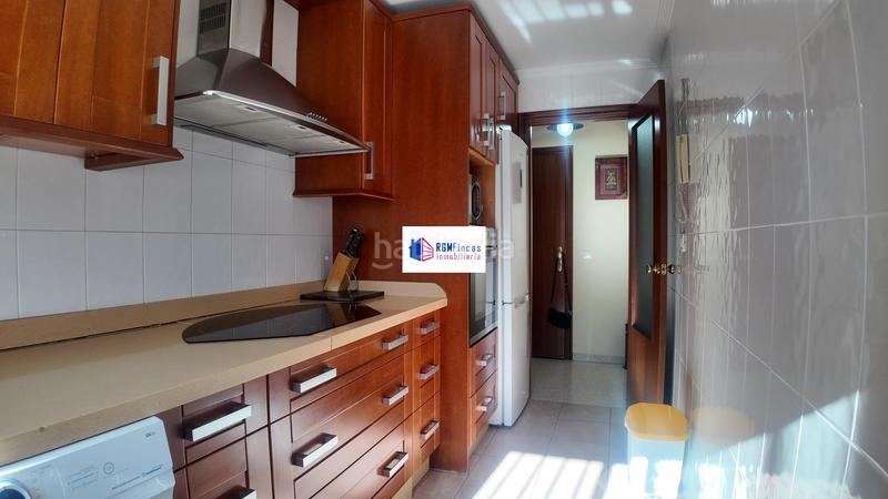 Foto 9f60ecc5-4170-4861-a3f3-52926b8f4778. Alquiler piso luminoso piso con garaje este en colores - entreparques Sevilla