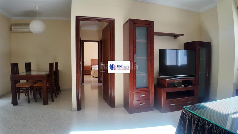 Foto 33bb8c26-38c6-40e5-a998-b31be0eba90a. Lloguer pis a colores - entreparques Sevilla