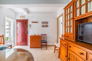 Flat in El Plantinar - Avda. La Paz - El Juncal. Piso en el juncal