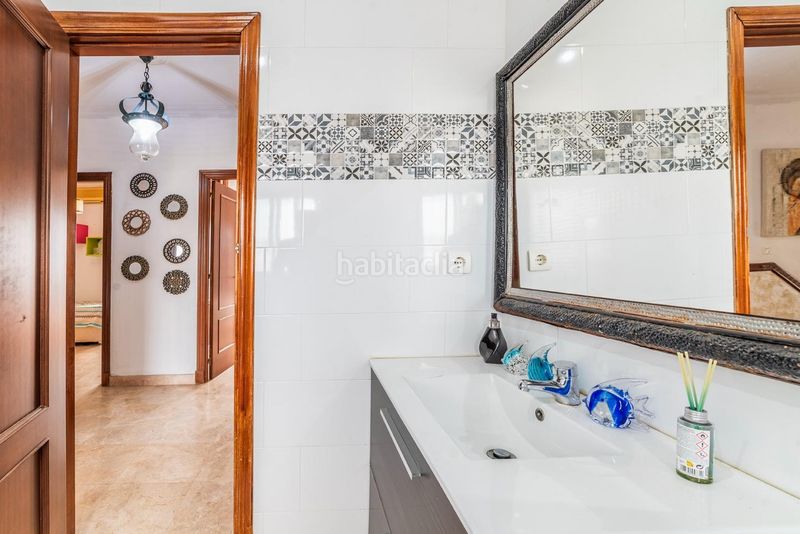 Foto 6edee538-b8c9-4144-98c6-d92302164027. Xalet amb aparcament piscina a Olivar de Quintos Montequinto