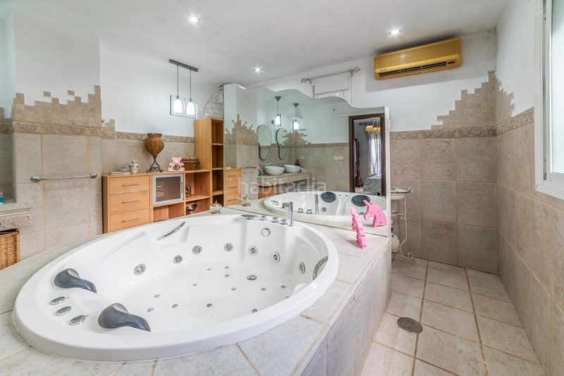 Foto b18b6b11-a073-43aa-a82a-261e4c93bc5b. Xalet amb aparcament piscina a Olivar de Quintos Montequinto