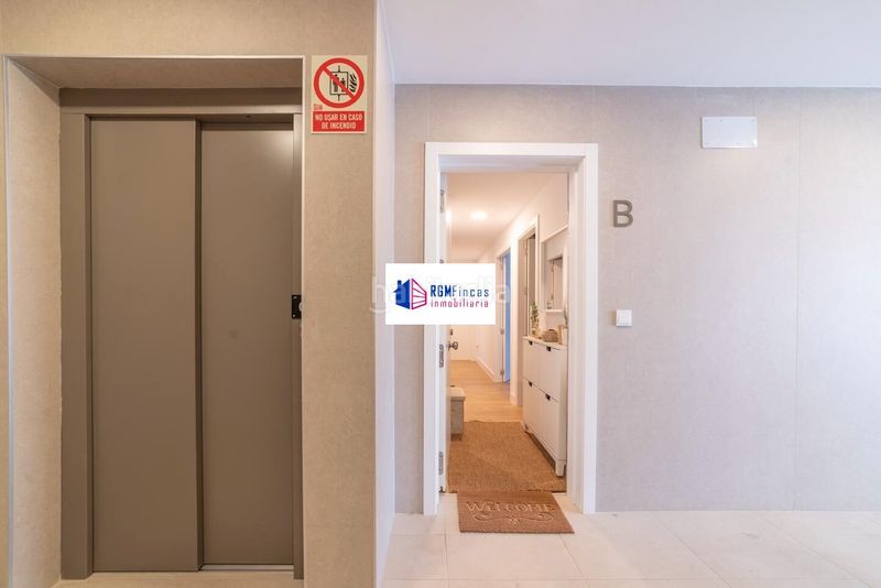 Foto 94cfe25d-d6a7-4cea-9a7b-a5c24b674cbc. Etagenwohnung mit heizung parking pool in Torreblanca Sevilla