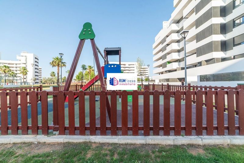 Foto a15d8cf4-2dec-4641-89a3-41d6d645da88. Etagenwohnung mit heizung parking pool in Torreblanca Sevilla