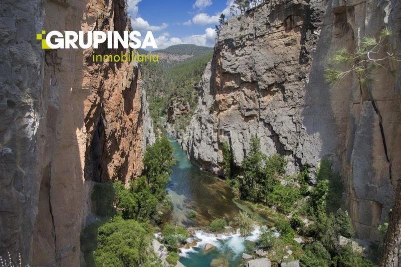 Foto c7cb0085-abe3-4688-8c02-a74e3780d2cf. Terrain résidentiel dans Montanejos