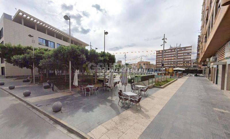 Foto f00e7d8b-c5a7-4fa5-9ef6-2107b5dec031. Autoparkplatz in Centro Almazora / Almassora