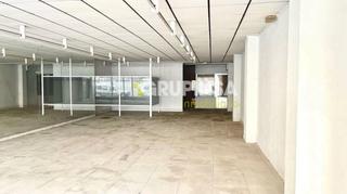 Local Comercial  Salvador cardells. Local en venta en la vall duixo.