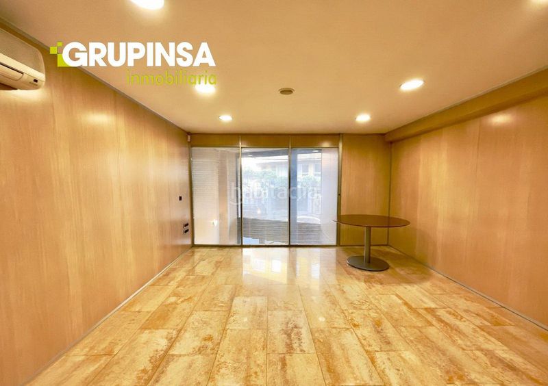 Foto 325ef15d-51e6-411d-8c35-a1592e97ee2c. Alquiler local comercial local en alquiler en avenida de jose ortiz, 3 dormitorios. en Almazora / Almassora