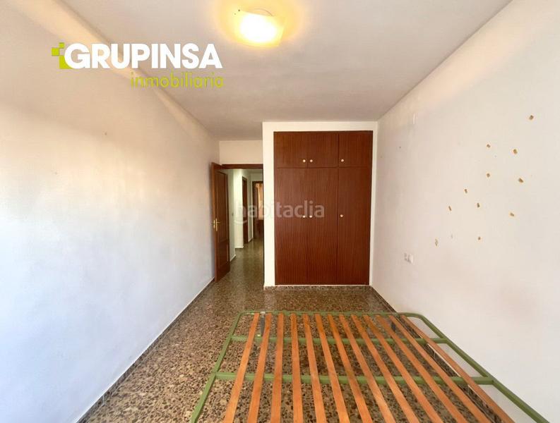 Foto f4e3e4df-3ed6-4476-98a2-eefafff1b0a2. Piso  en venta en avda. corts valencianes, 4 dormitorios. en Burriana
