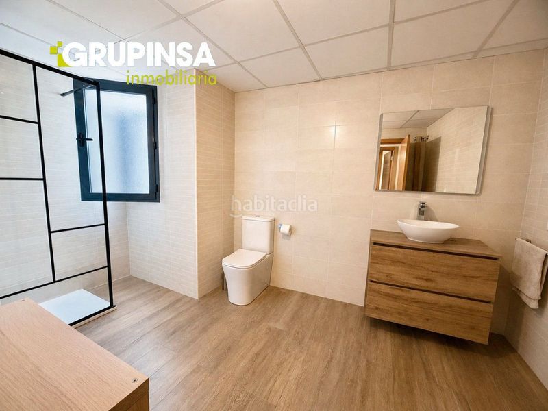 Foto 9de5a9e8-e818-44af-b10f-62498594cb6f. Flat with parking pool in Centro Almazora / Almassora