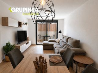 Appartement à Centro. Piso en venta en piscina, 3 dormitorios.