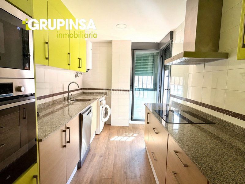 Foto e97bb58c-e152-44f8-9945-3790c2a82120. Flat with parking pool in Centro Almazora / Almassora