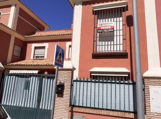 Location Chalet  Calle pablo iglesias. Fantástica casa de alquiler con opción a compra en brenes