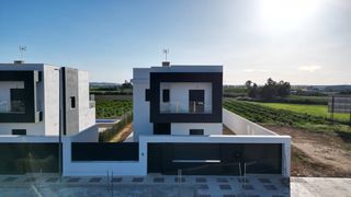 CHALET INDEPENDIENTE - RESIDENCIAL BALCONES DEL GUADALQUIVIR
