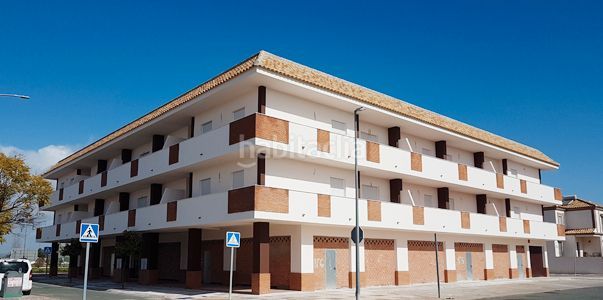 Foto 62531e0b-4d4b-434f-b72d-ce33cb964ac7. Rent business premise in avenida de triana 5 in Alcalá del Río