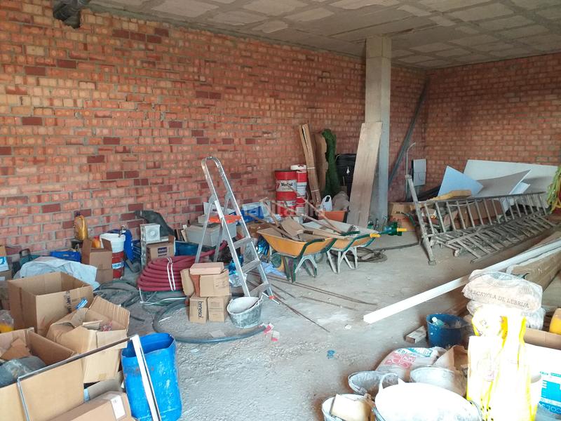 Foto f57042ff-14f3-4f25-85b1-be62d0484b96. Alquiler local comercial en n/a locales , de alquiler con opción a compra en Alcalá del Río