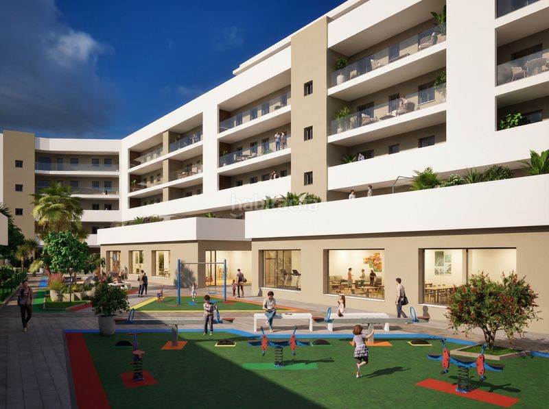 Foto 29e22269-6871-4b40-bb4e-b5f6b9db1370. Flat with heating parking pool in colores - entreparques Sevilla