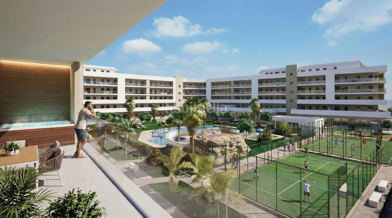 Foto 305acfdd-f373-4eec-9871-95b97e4e8a63. Flat with heating parking pool in colores - entreparques Sevilla