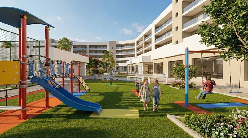 Foto 4a94184c-83a0-4e7a-841c-57f41f72d6d9. Flat with heating parking pool in colores - entreparques Sevilla