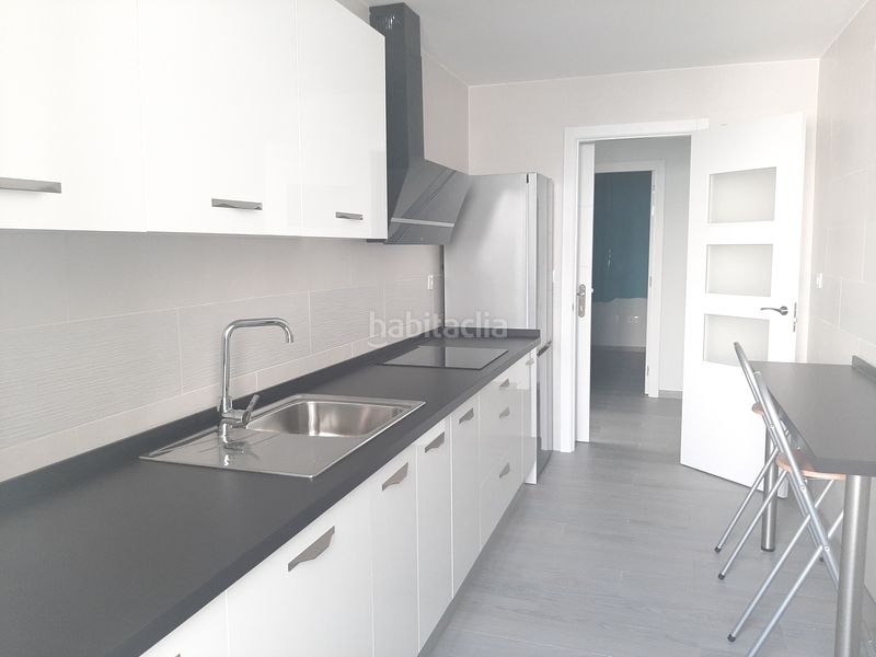 Foto e1001ed8-11fd-4eb4-8886-6ee5c0b16237. Rent flat with heating parking pool in Rinconada (La)