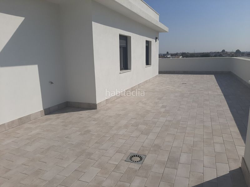 Foto fd2fc3bf-6edc-4cde-9ced-6567affde9d4. Rent flat with heating parking pool in Rinconada (La)