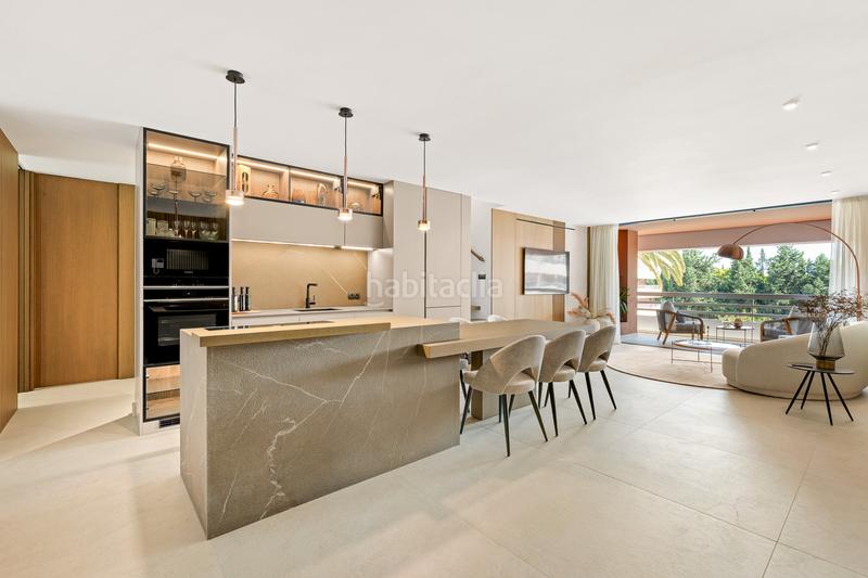 Foto 225c140c-7bfb-4caf-9e8b-714f444c58e3. Ático a0288-atico en venta en Playa de la Fontanilla Marbella