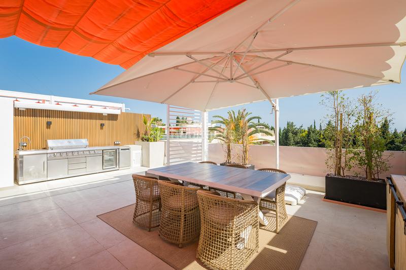 Foto 98ca3466-cba9-47d7-8958-96129225125c. Ático a0288-atico en venta en Playa de la Fontanilla Marbella