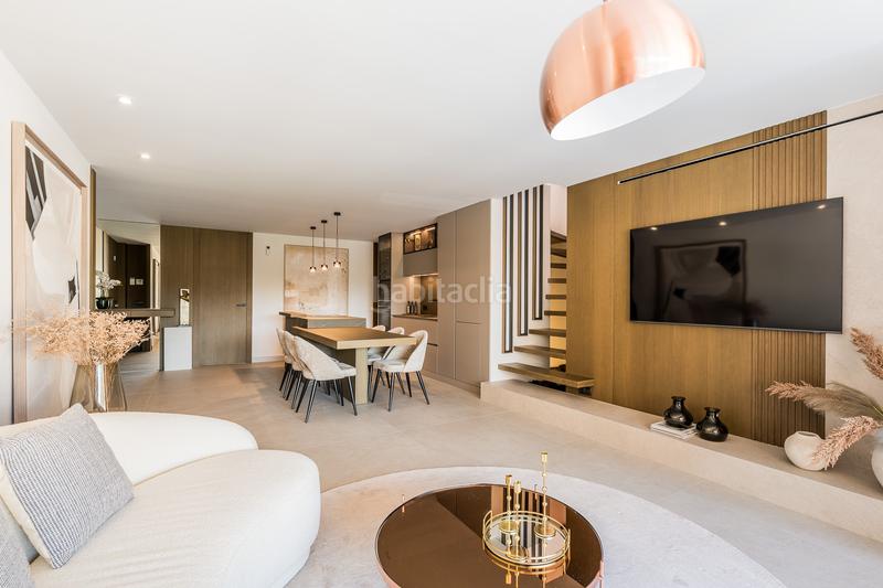 Foto d36ad7fc-6900-4bcb-8298-5bb9d2537a52. Ático a0288-atico en venta en Playa de la Fontanilla Marbella